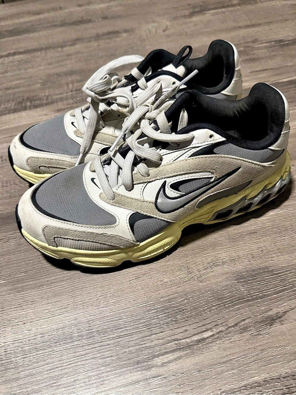 Nike Initiator Gray & Yellow Sneakers